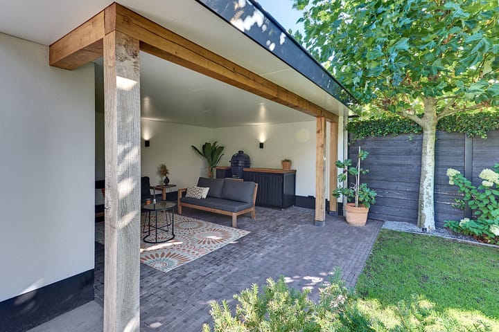 Foto 50 van Beneluxlaan 2