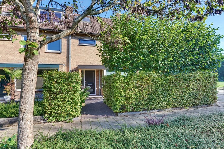 Foto 64 van Beneluxlaan 2