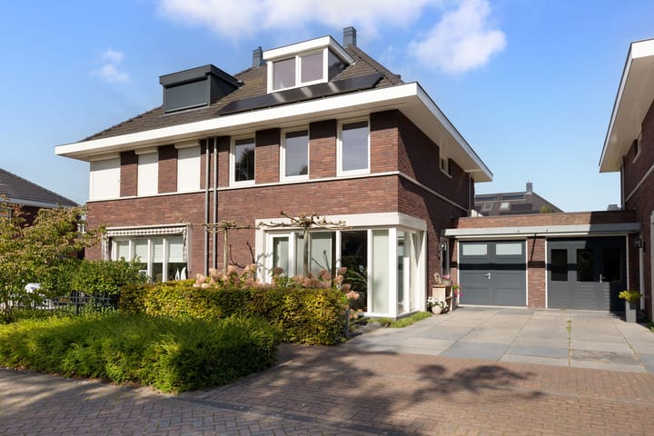 Foto 8 van Calèche 61