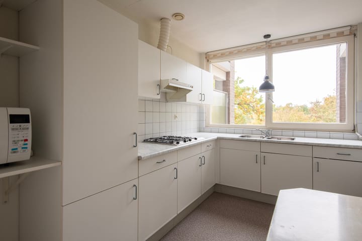 Photo 12 of Oscar Carréstraat 33