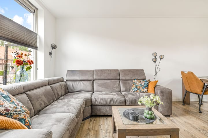 Photo 10 of Dr.A.Th.Plantenstraat 11