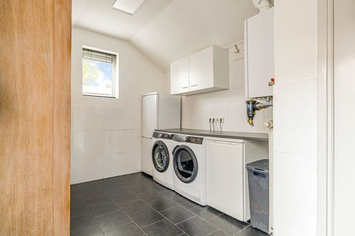 Photo 20 of Dr.A.Th.Plantenstraat 11