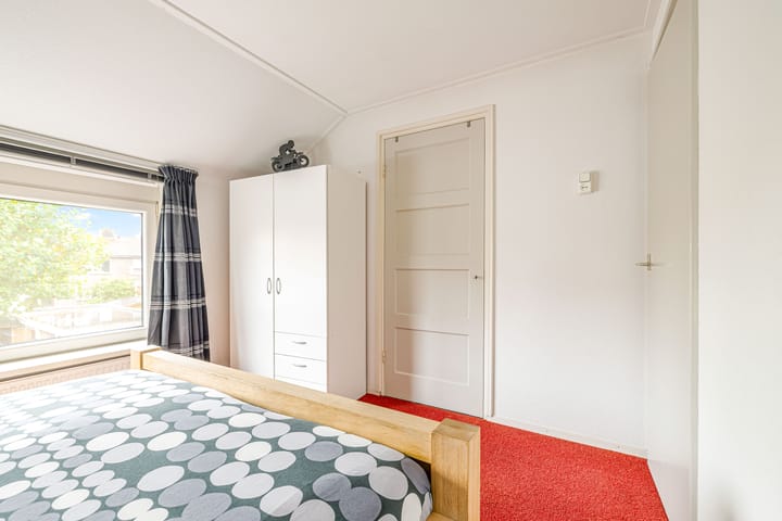 Photo 24 of Dr.A.Th.Plantenstraat 11