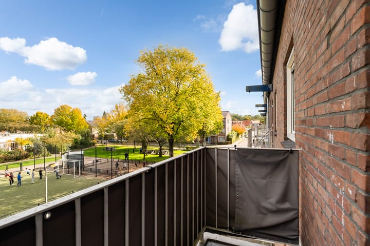 Photo 12 of Van Brakelstraat 22-C