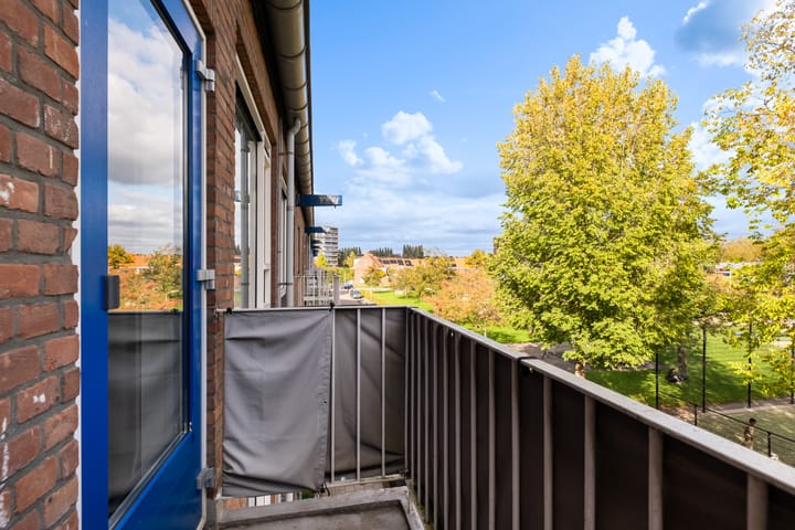 Photo 14 of Van Brakelstraat 22-C