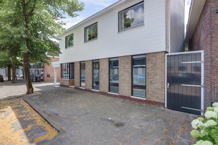 Photo 4 of Raadhuisstraat 21