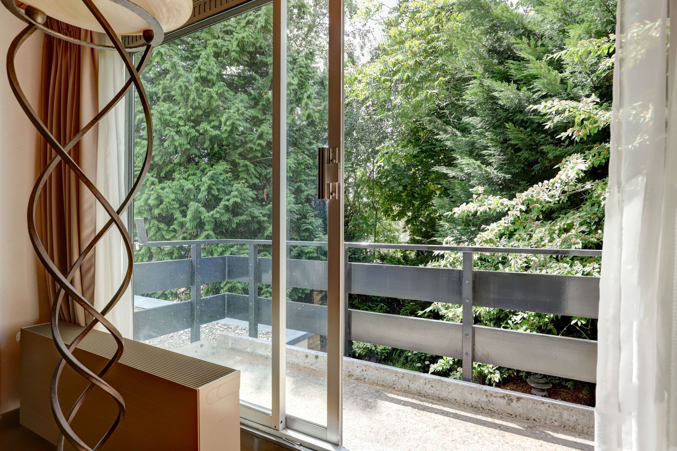 Photo 39 of Raadhuisstraat 21