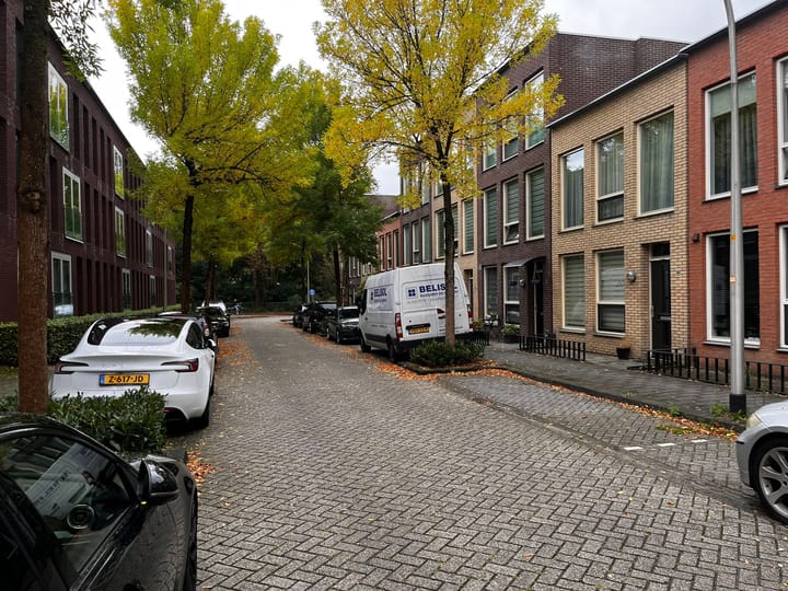 Photo 2 of Middelweg 14