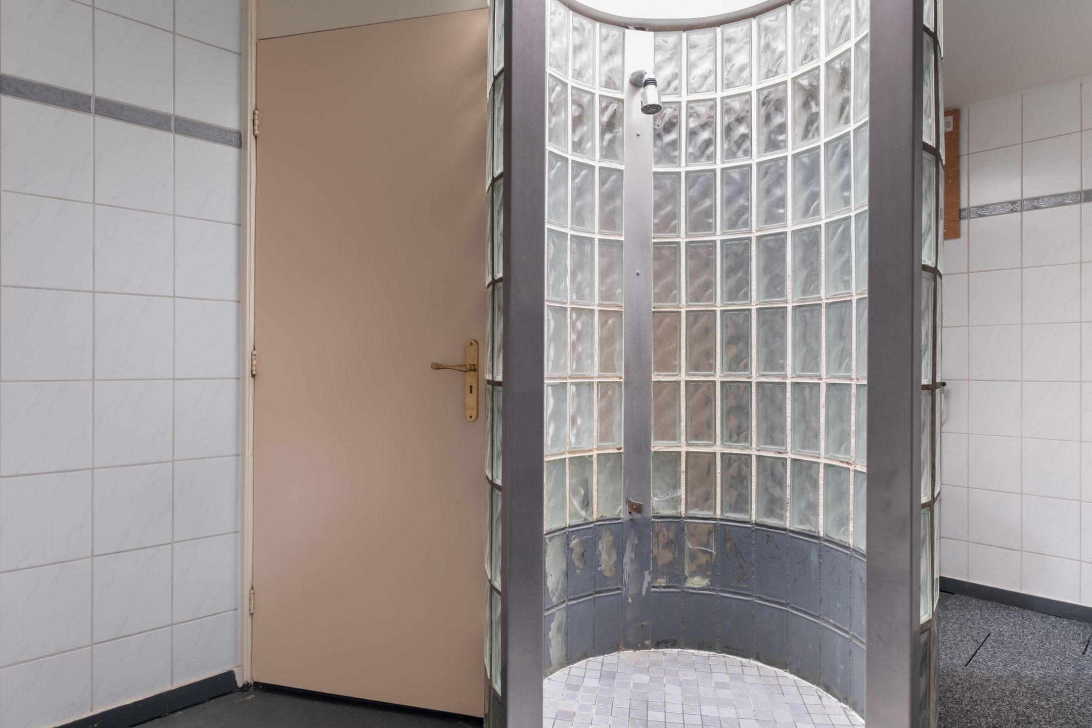 Photo 24 of Hoofdweg 90