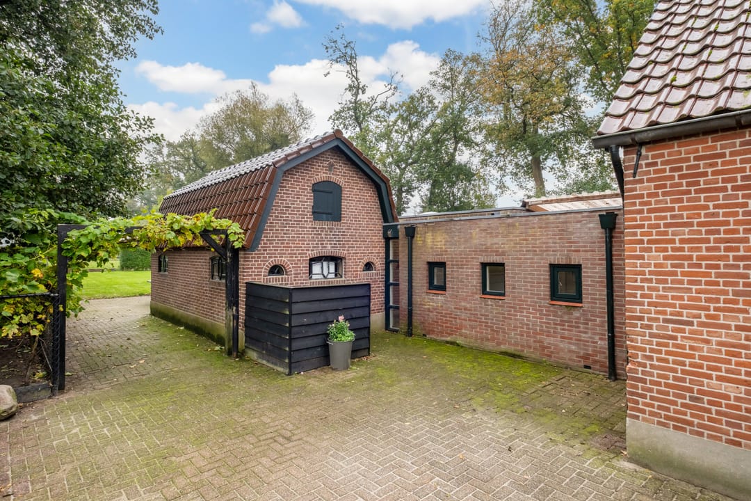 Photo 52 of Hoofdweg 90