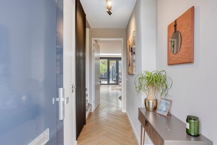 Photo 4 of Tulpstraat 11