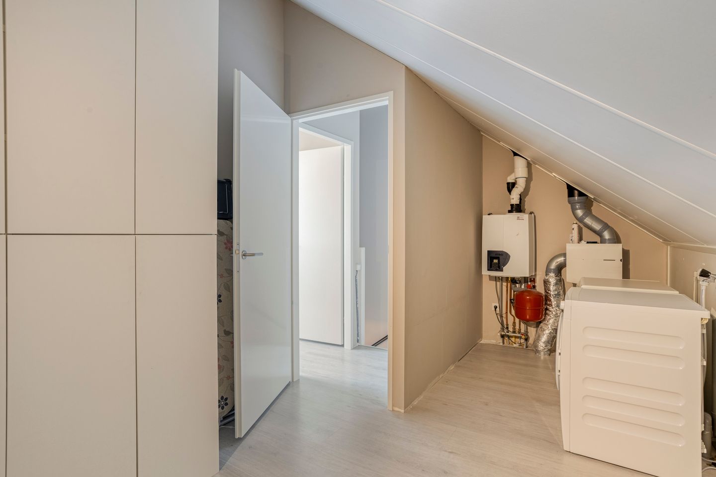 Foto 29 van Tulpstraat 11