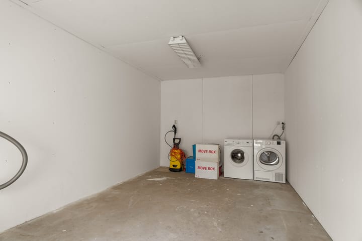 Photo 16 of Pluuthaven 36