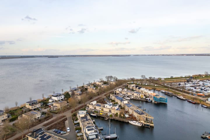 Photo 56 of Pluuthaven 36