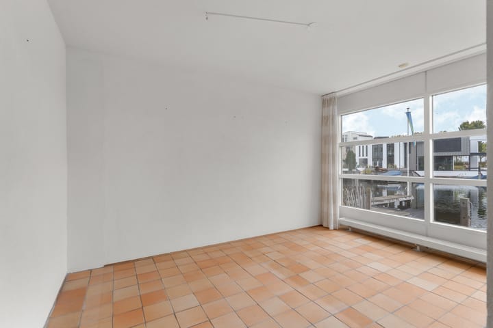 Photo 8 of Pluuthaven 36