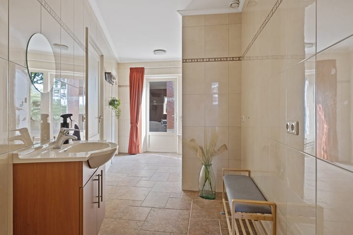 Photo 20 of Koningsveld 39