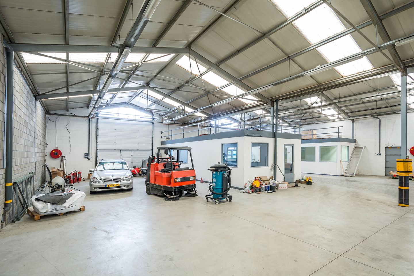 View photo 3 of Oosterbroekweg 11