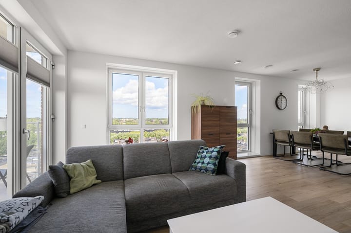 Photo 6 of Debora Bakelaan 106