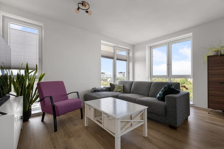 Photo 7 of Debora Bakelaan 106