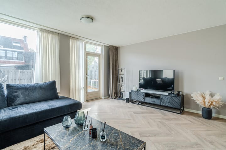 Foto 7 van Zwanebloem 2