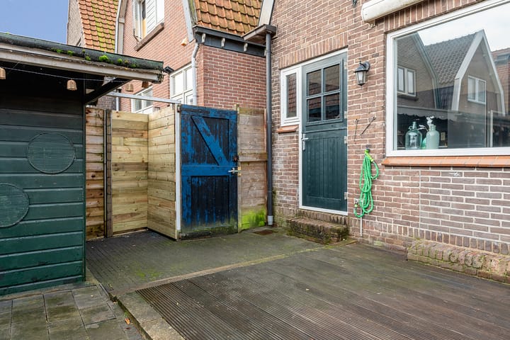 Foto 11 van de Ruijterkade 30