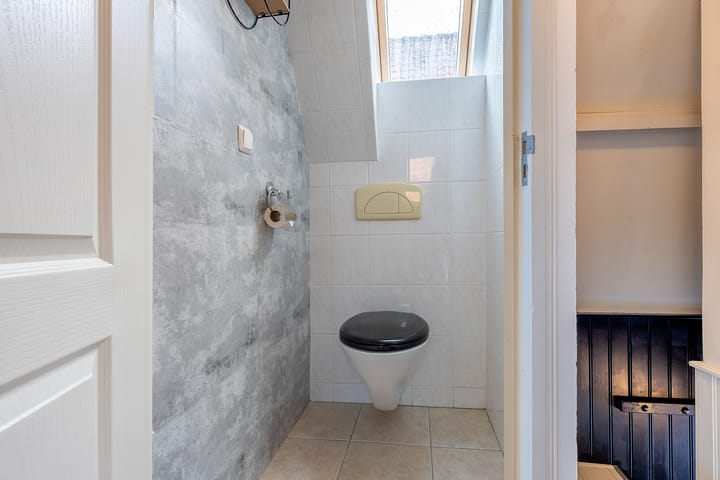 Foto 16 van de Ruijterkade 30