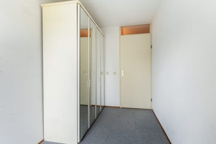 Photo 19 of Meent 20