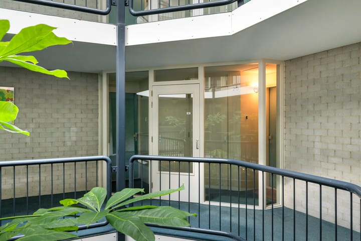 Photo 22 of Meent 20