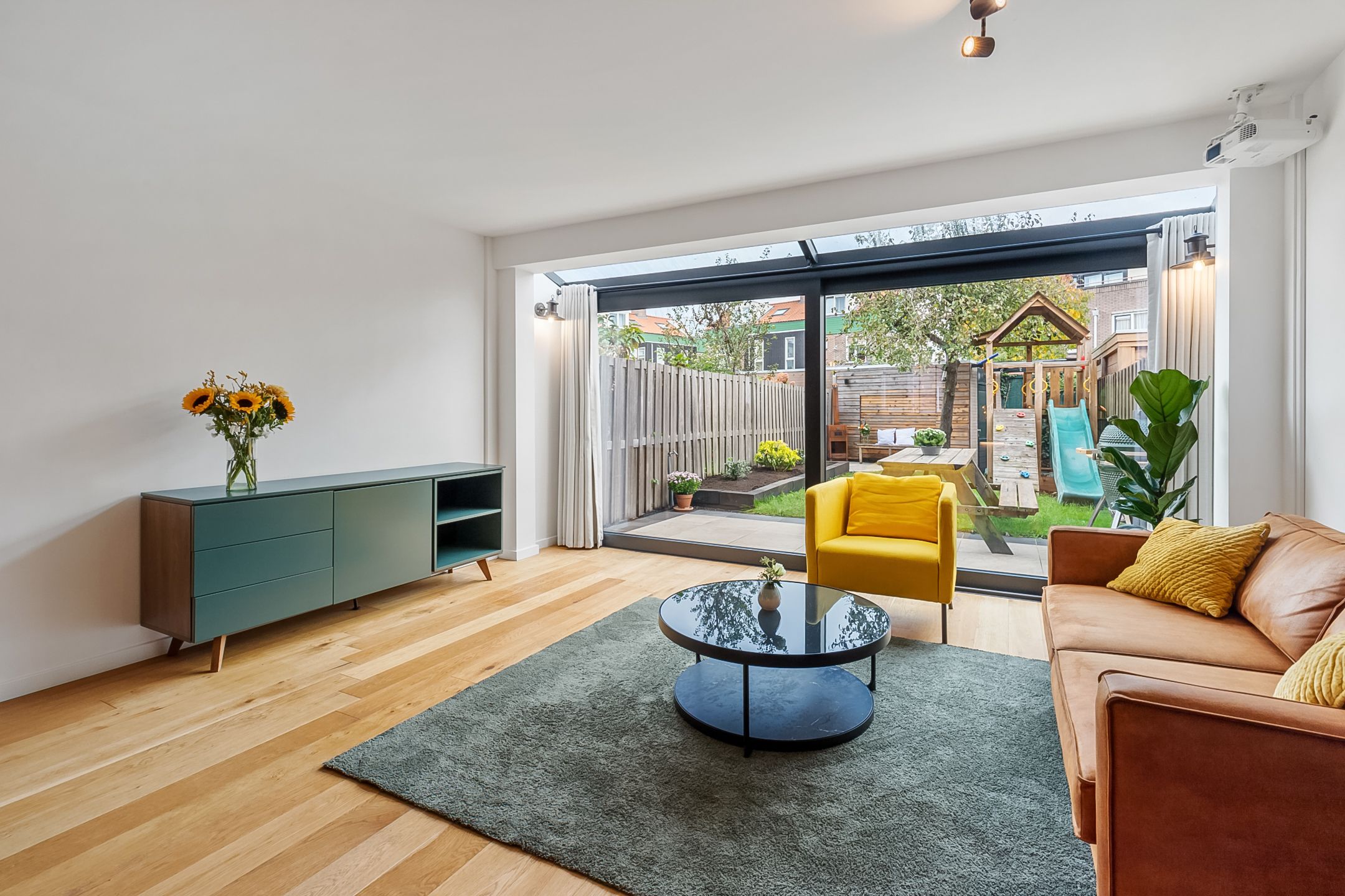 Photo 15 of Papelaan 2-B