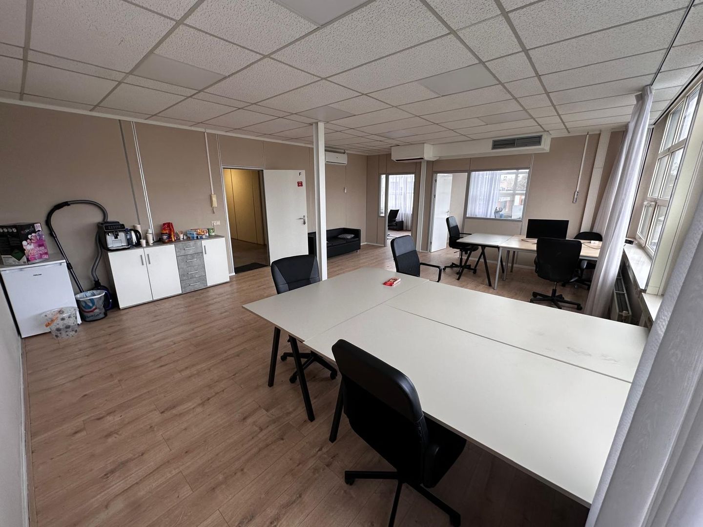 Bekijk foto 3 van Diepenhorstlaan 2