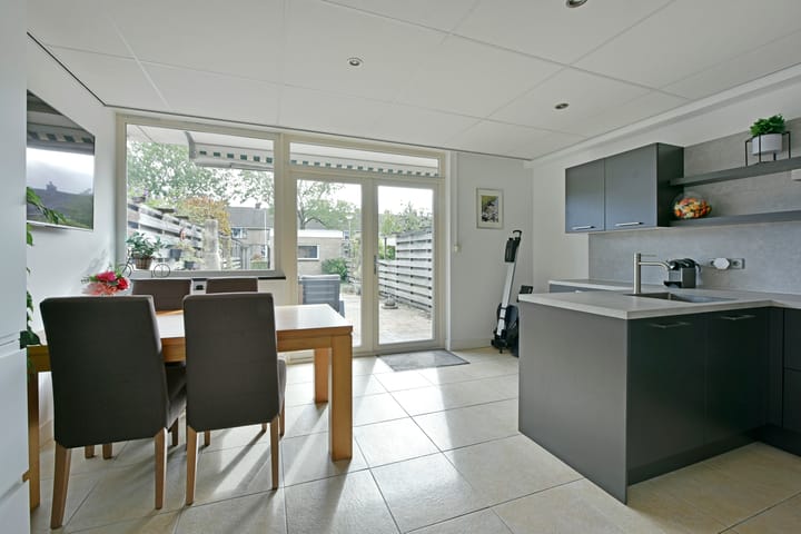 Photo 21 of Stortenbekerstraat 9