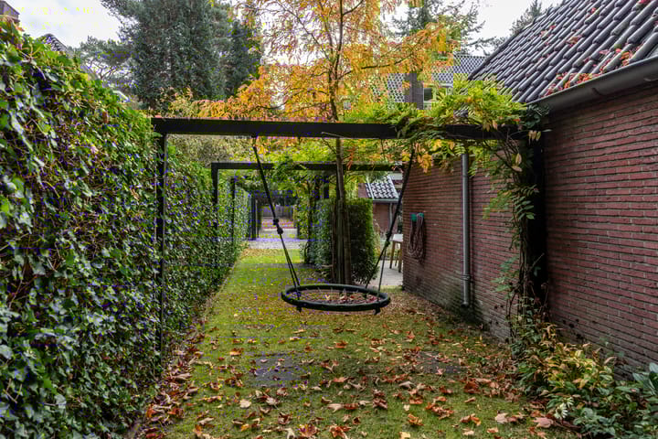 Foto 16 van Julianalaan 165