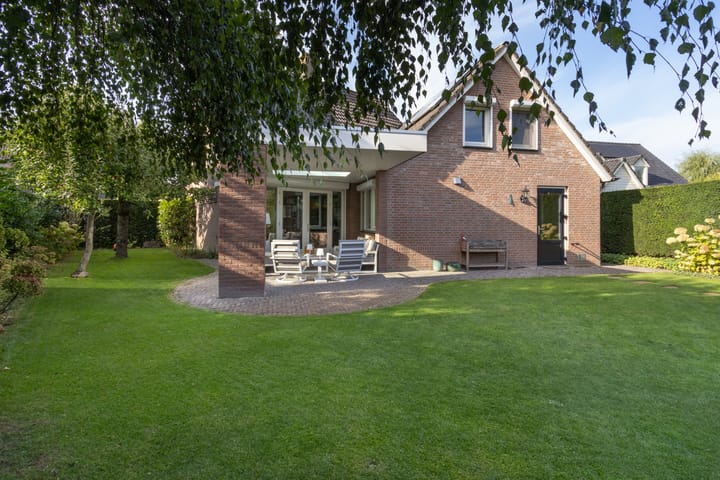 Foto 2 van Lindenhof 37