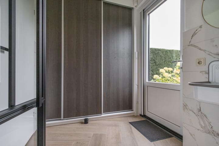 Foto 25 van Lindenhof 37