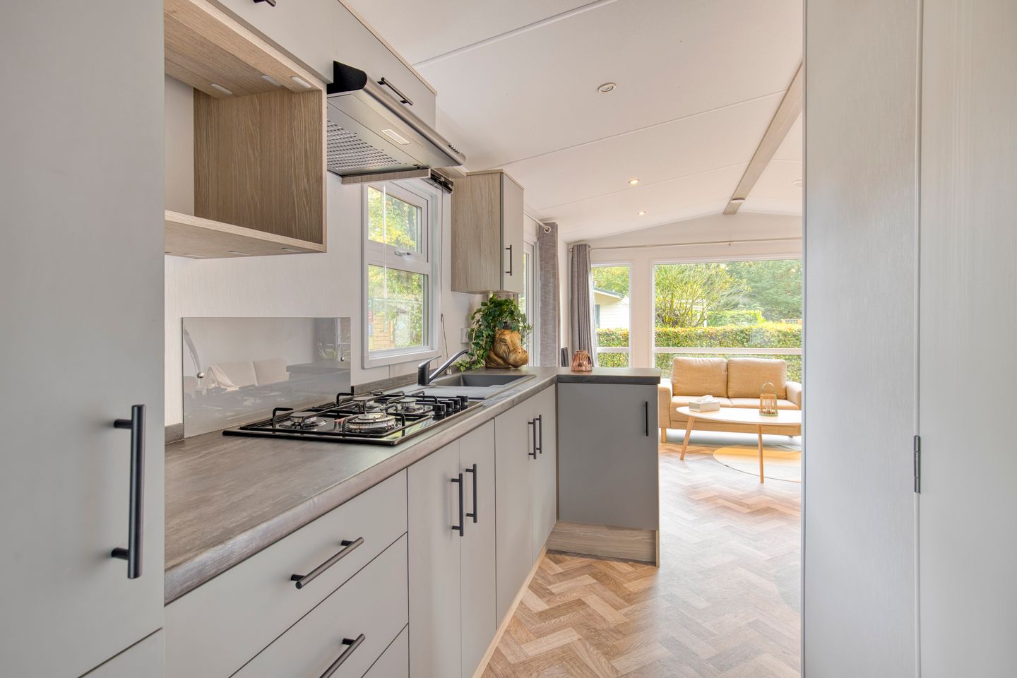 Photo 10 of Centrumweg 5-16