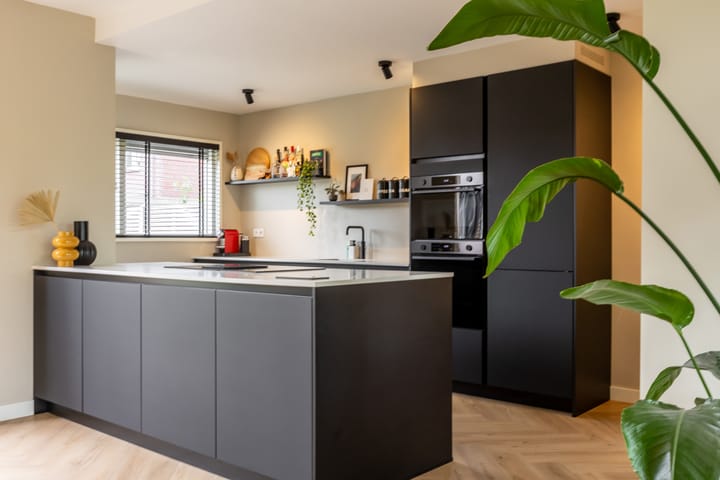 Photo 3 of Westeinde 121