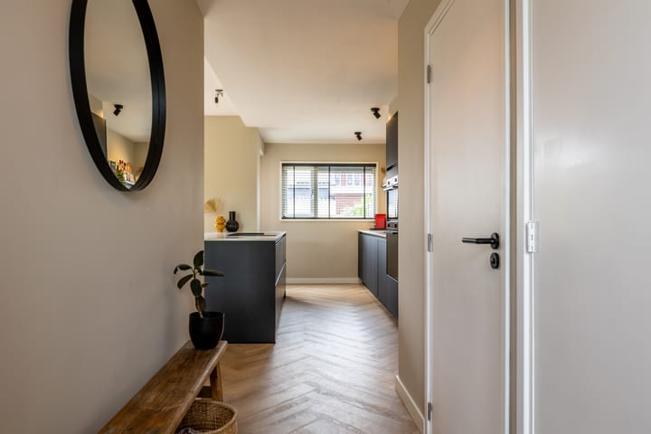 Photo 10 of Westeinde 121