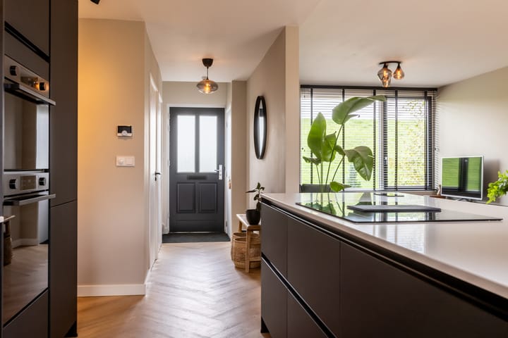 Photo 11 of Westeinde 121