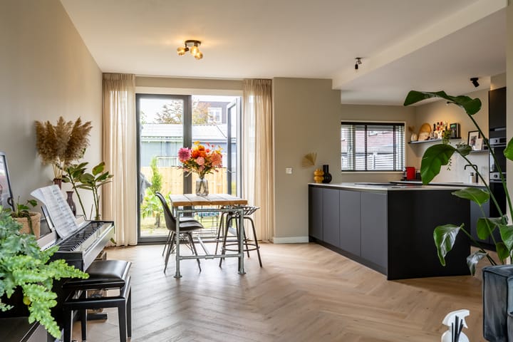 Photo 17 of Westeinde 121