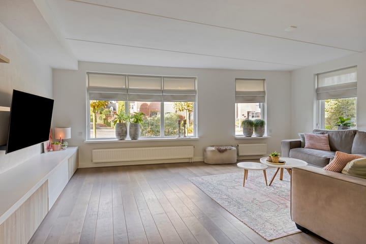 Photo 8 of Warmelo 9