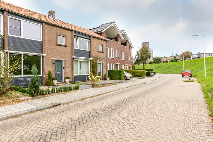 Photo 39 of Westeinde 121