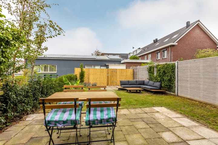 Photo 42 of Westeinde 121