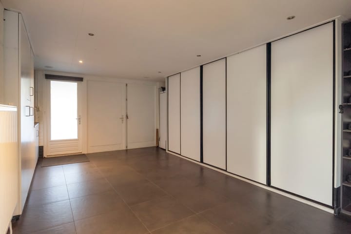 Photo 38 of Warmelo 9