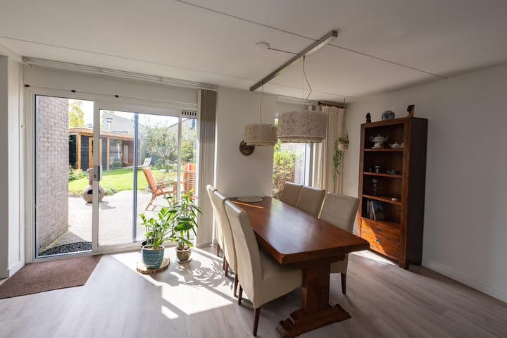 Photo 6 of Van Rielstraat 16