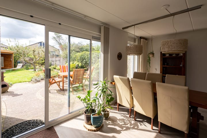 Photo 7 of Van Rielstraat 16