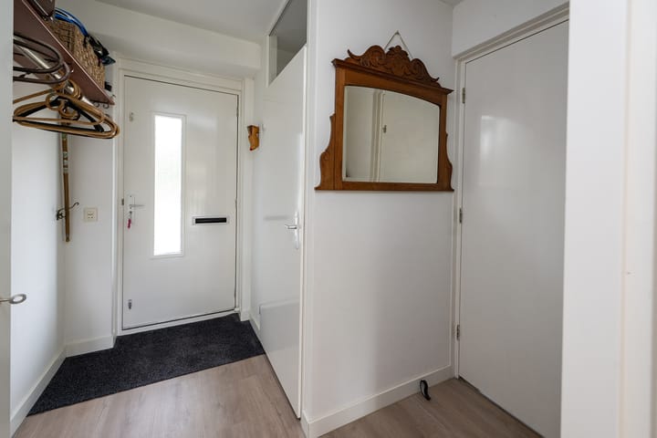 Photo 12 of Van Rielstraat 16