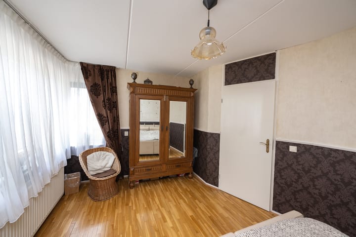 Photo 15 of Van Rielstraat 16