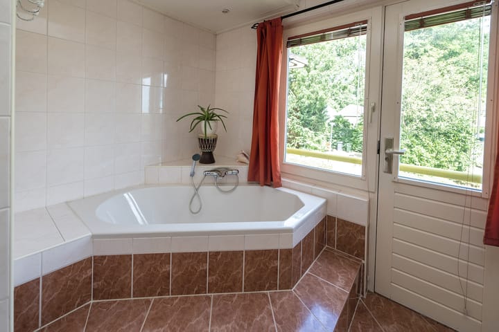 Photo 23 of Van Rielstraat 16