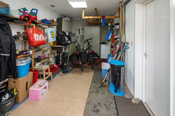 Photo 30 of Van Rielstraat 16