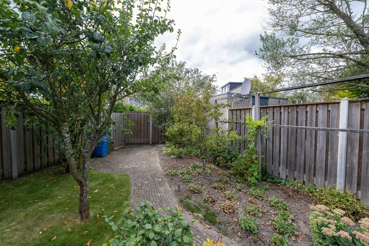 Photo 38 of Van Rielstraat 16